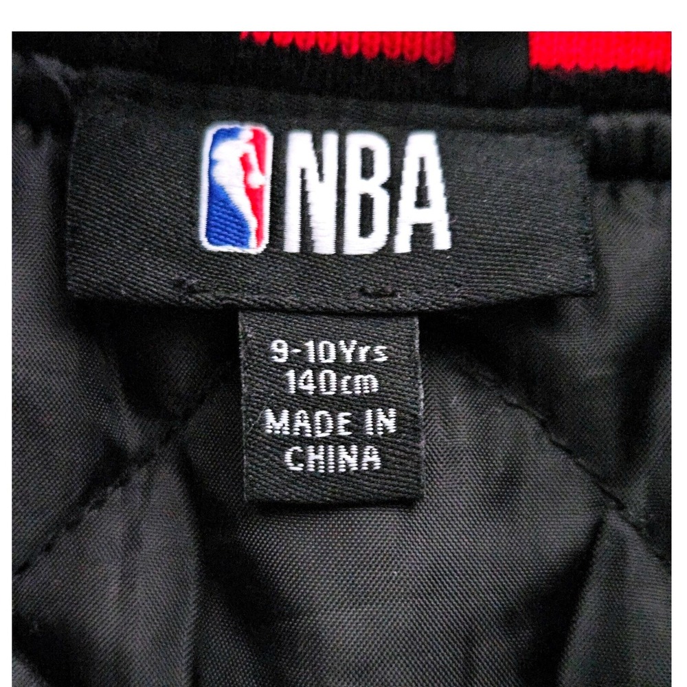 Primark × NBA Chicago Bulls Kids Varsity Jacket Black Red Patch Coat 9-10Y - Picture 6 of 6